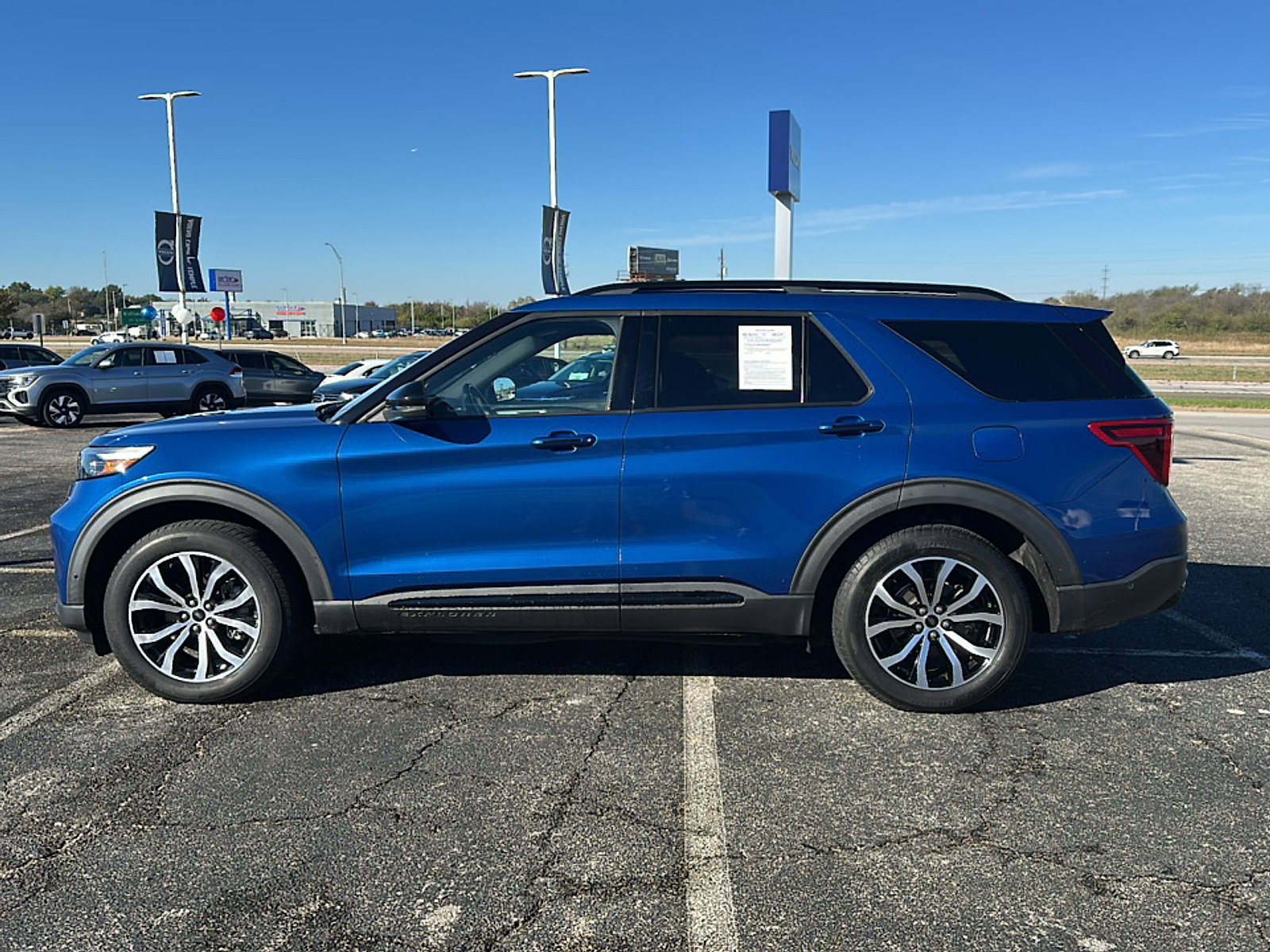 Used 2020 Ford Explorer ST w/ Premium Technology Package image 5