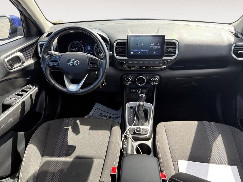 Used 2022 Hyundai Venue SEL image 30