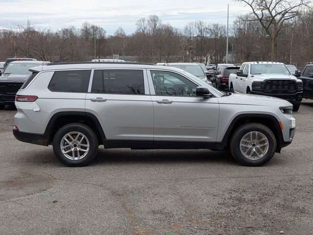 New 2026 Jeep Grand Cherokee L Laredo image 2