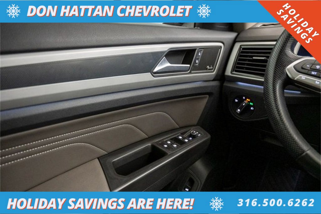 Used 2022 Volkswagen Atlas SEL Premium image 17