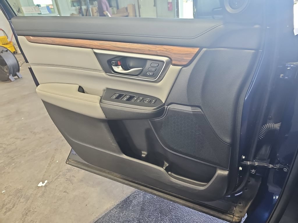 Used 2022 Honda CR-V Touring image 28