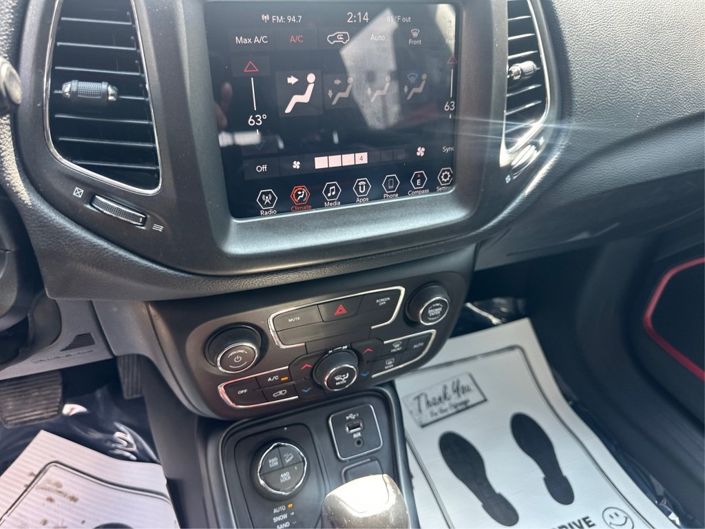 Used 2019 Jeep Compass Trailhawk AWD/4WD image 23