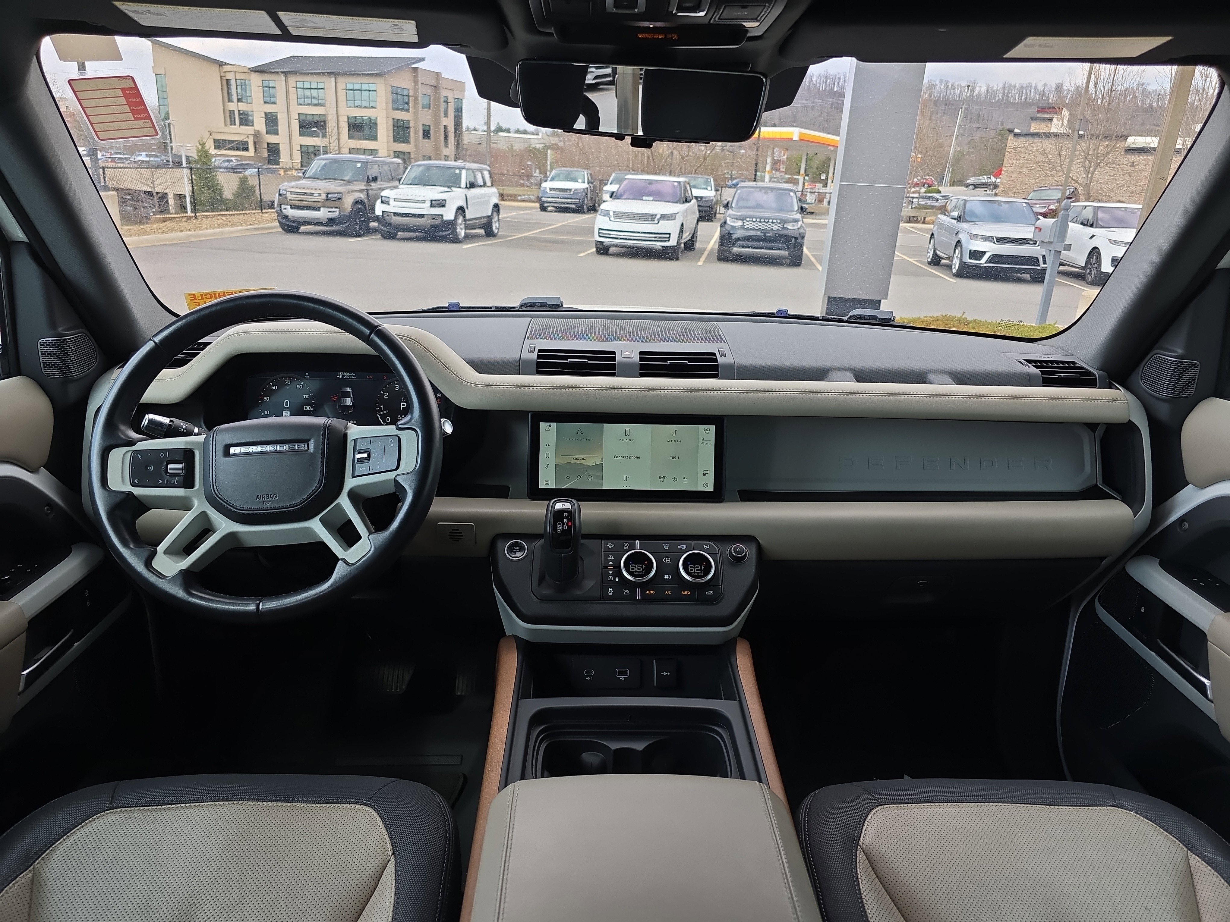 Used 2021 Land Rover Defender 110 X-Dynamic HSE image 18