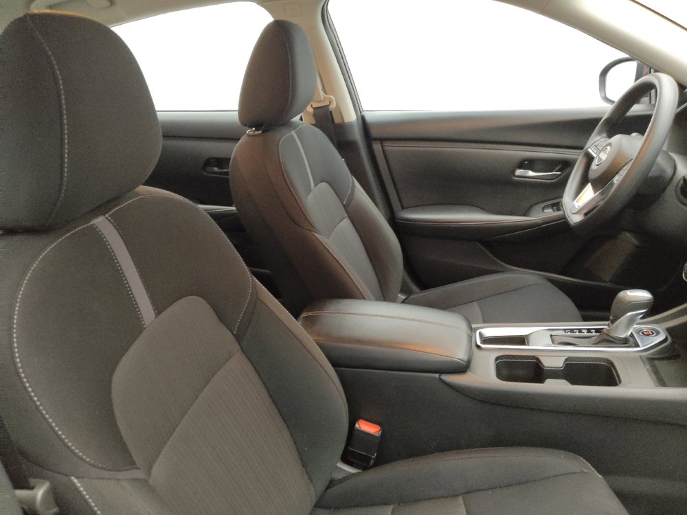 Used 2025 Nissan Sentra SV FWD image 21