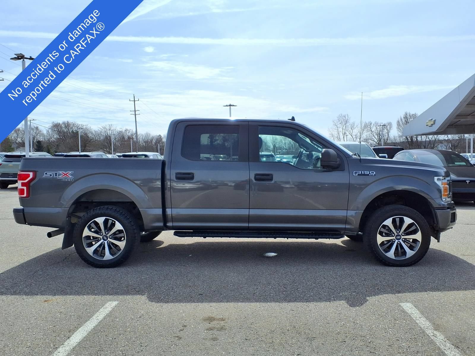Used 2020 Ford F150 XL w/ Equipment Group 101A Mid AWD/4WD image 4