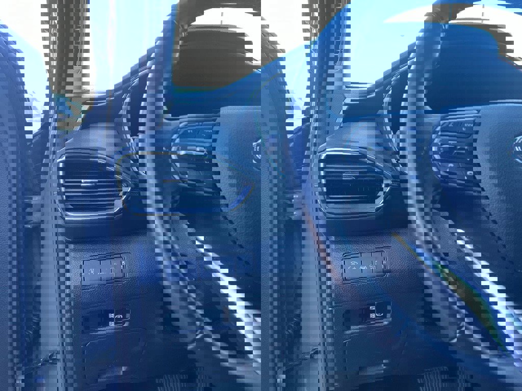 Used 2023 Hyundai Santa Fe SEL image 9