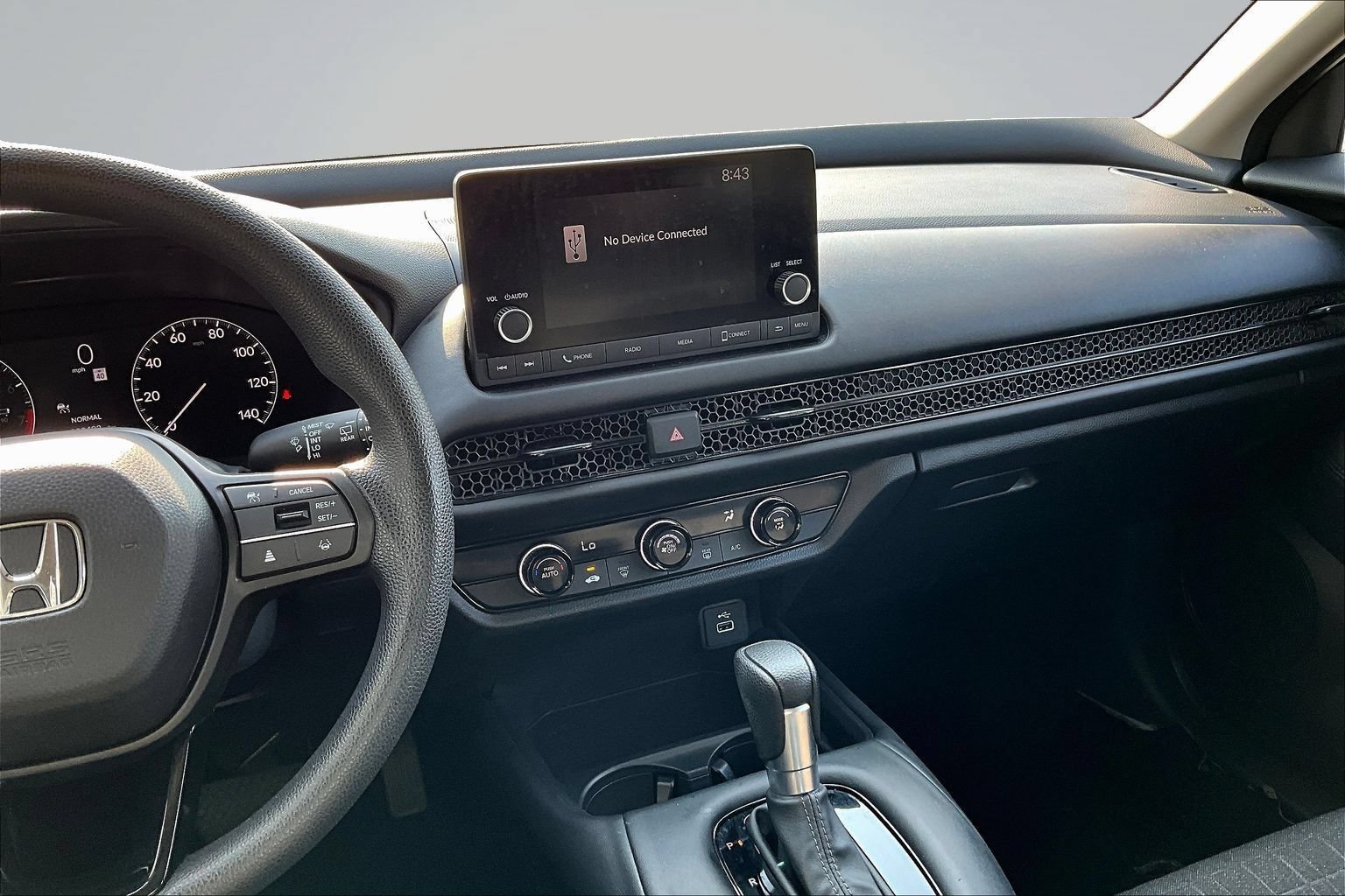 Used 2025 Honda HR-V LX image 9
