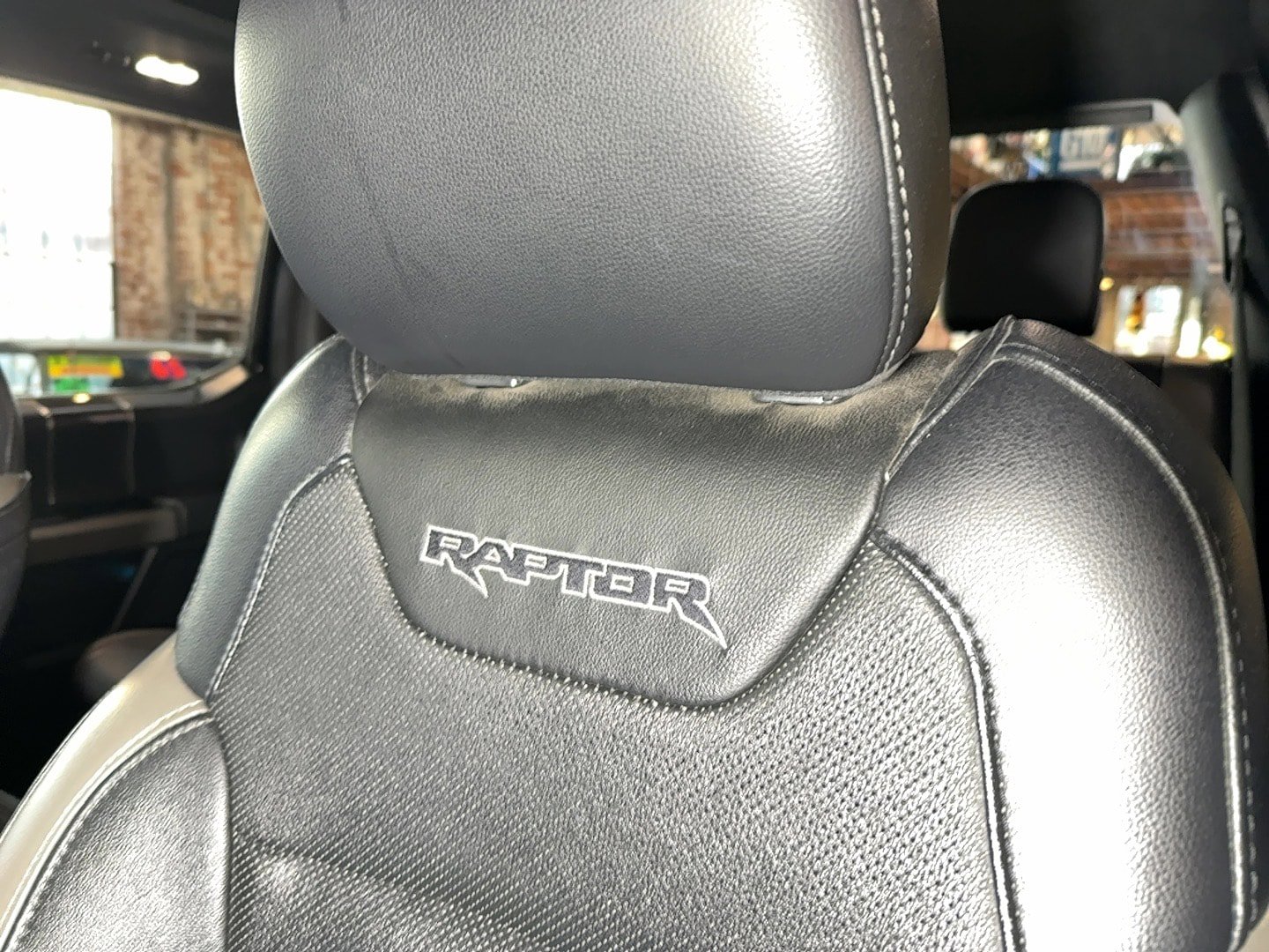 Used 2018 Ford F150 Raptor w/ Equipment Group 802A Luxury image 64