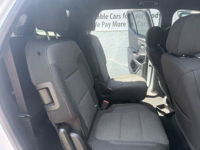Used 2022 Chevrolet Traverse LT w/ LPO, Floor Liner Package AWD/4WD image 11