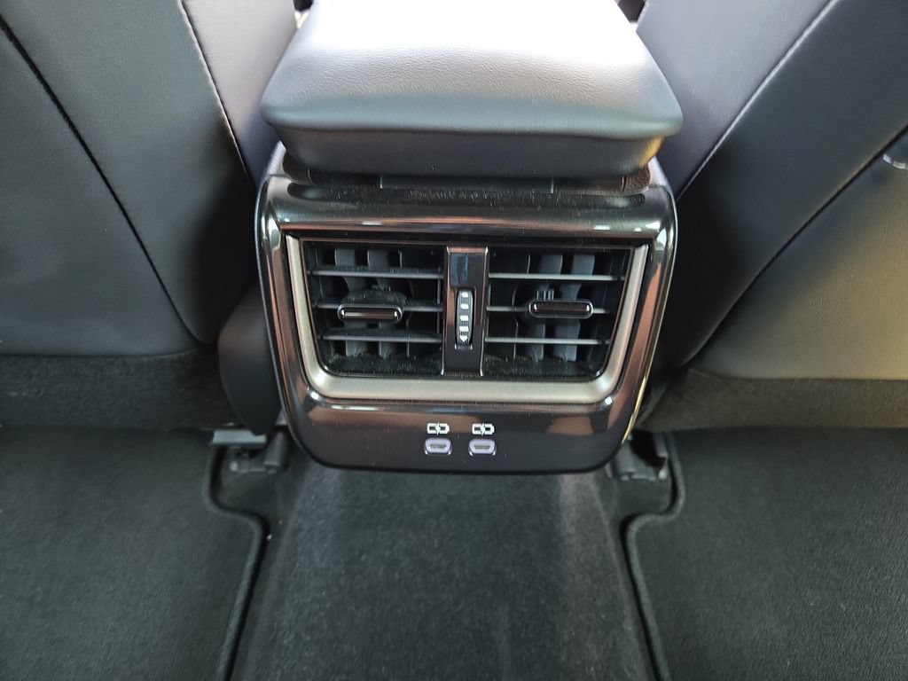 Certified 2025 Toyota Crown AWD/4WD image 11
