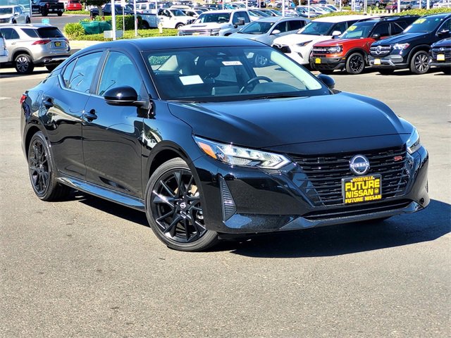 New 2025 Nissan Sentra SR w/ Midnight Edition