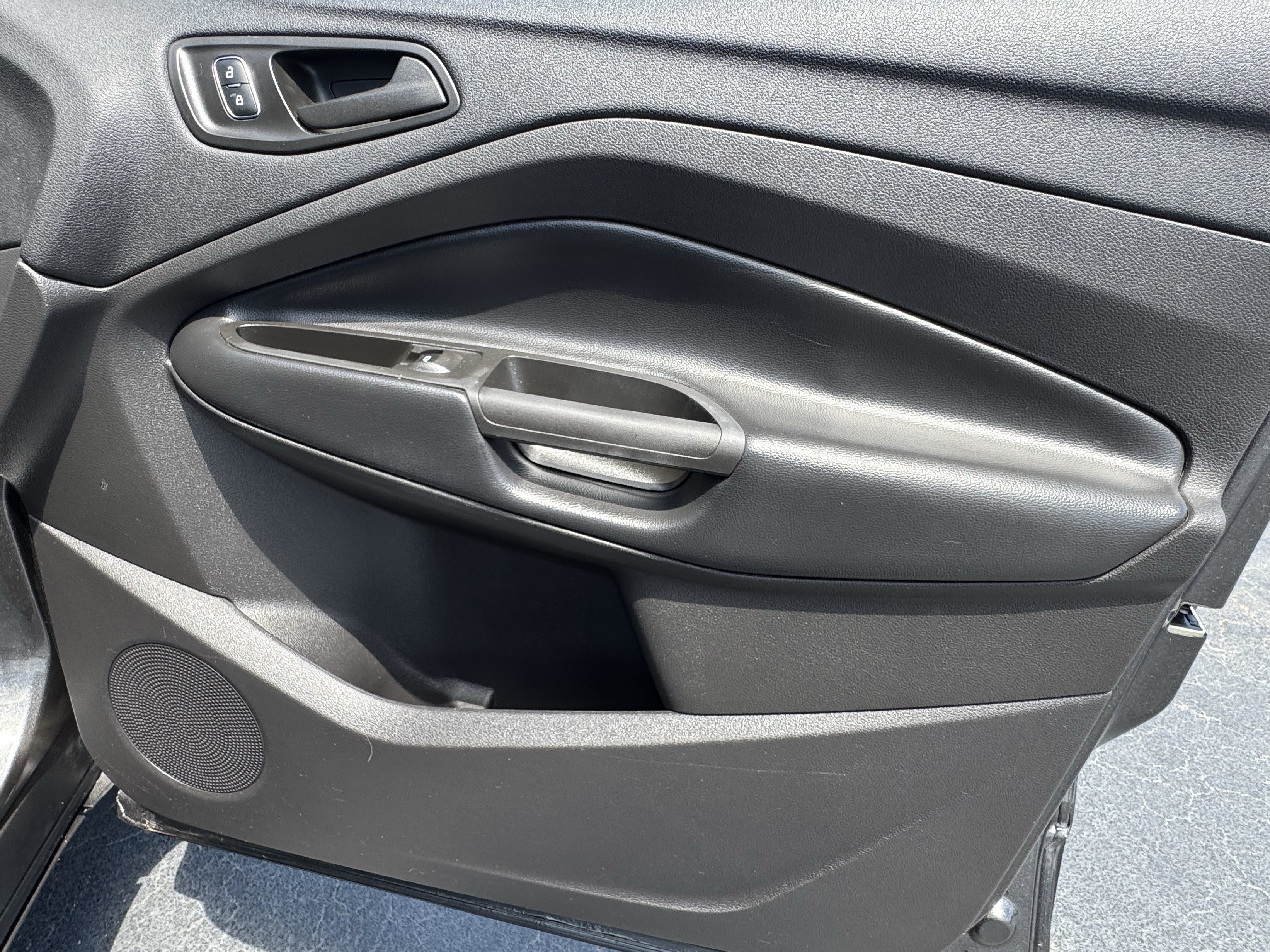 Used 2019 Ford Escape S FWD image 15