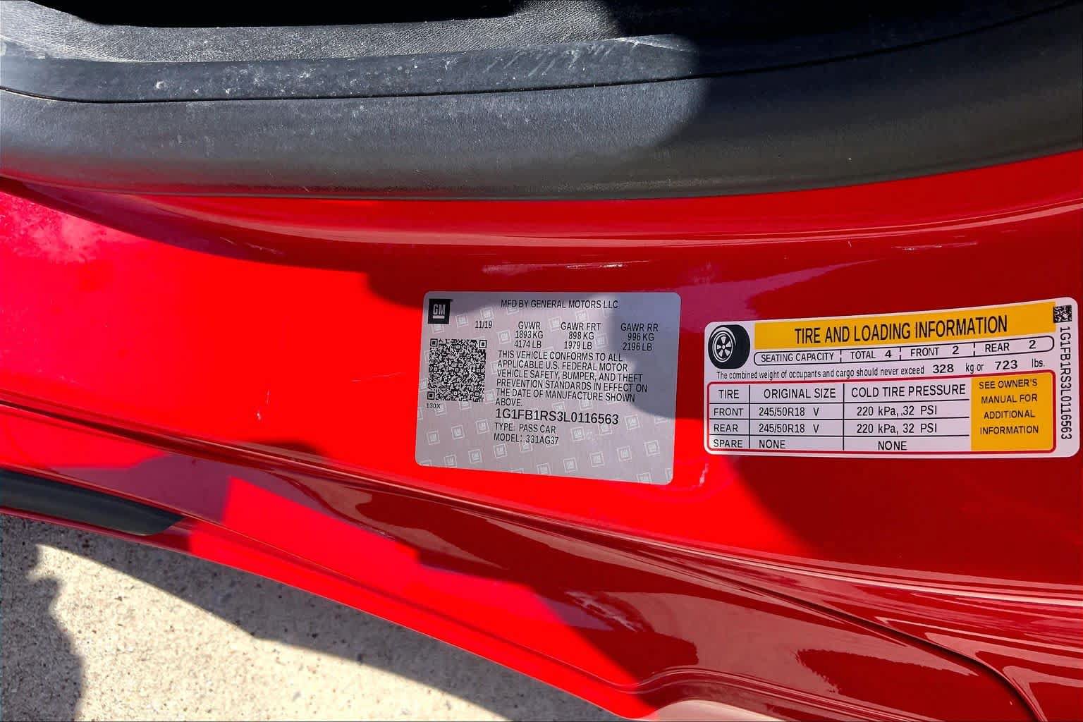 Used 2020 Chevrolet Camaro LT RWD image 33