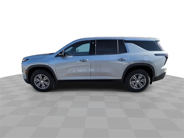 Used 2024 Chevrolet Traverse LS image 5