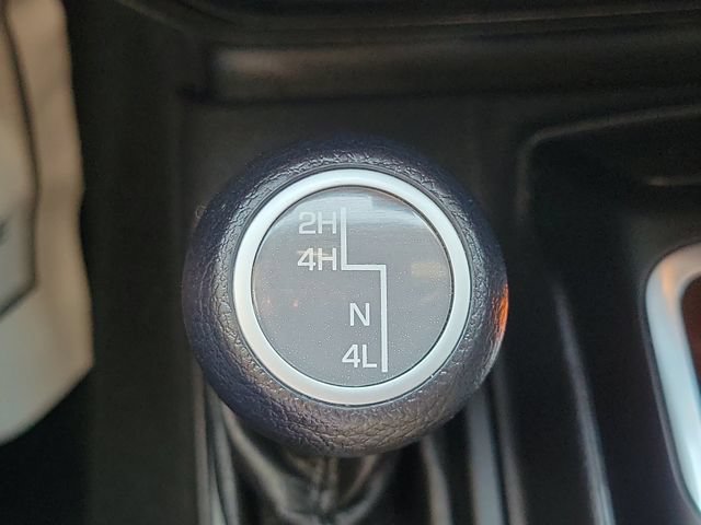 Used 2022 Jeep Wrangler Sport AWD/4WD image 28