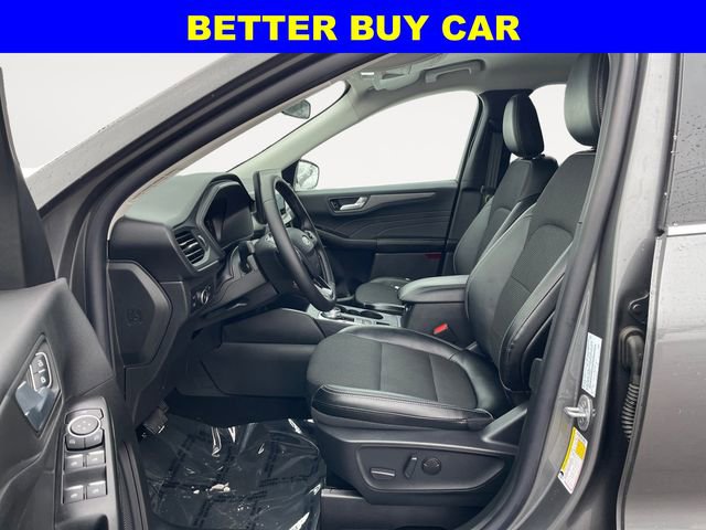 New 2025 Ford Escape SE FWD image 9