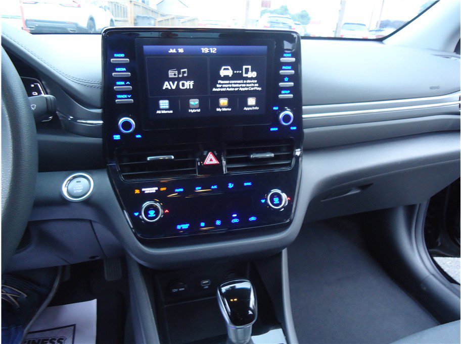 Used 2020 Hyundai Ioniq Blue FWD image 26