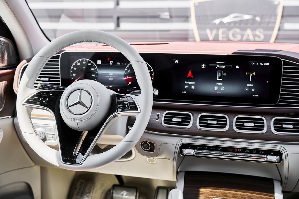 Used 2026 Mercedes-Benz Maybach GLS 600 4MATIC image 60