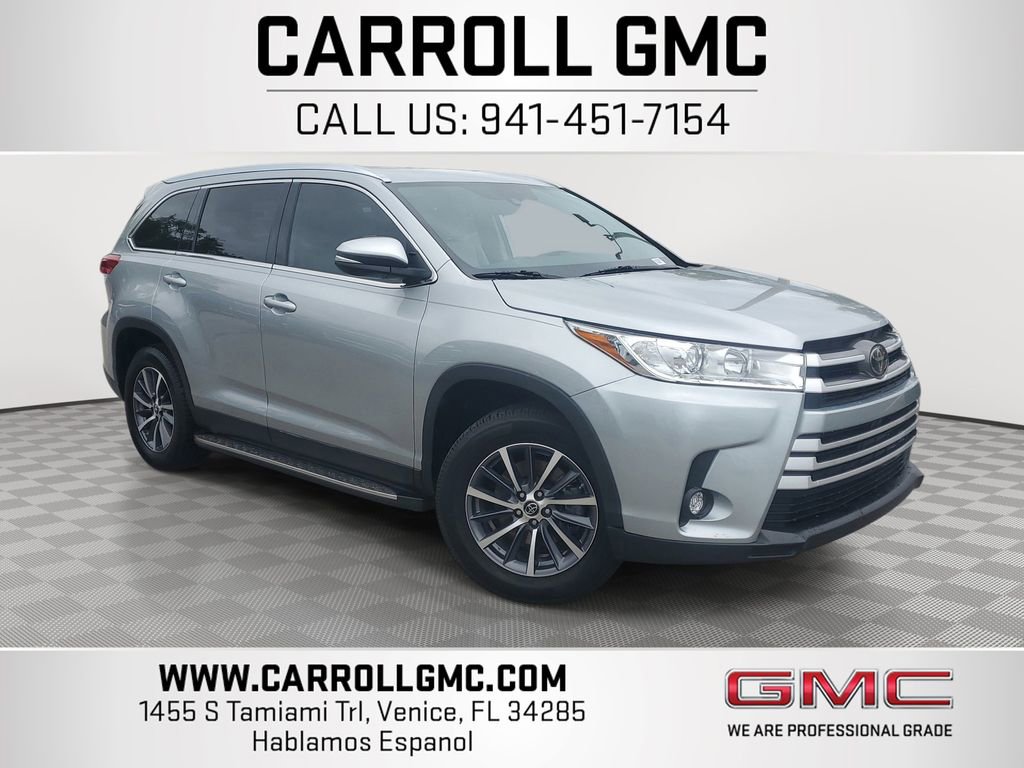 Used 2019 Toyota Highlander XLE image 1