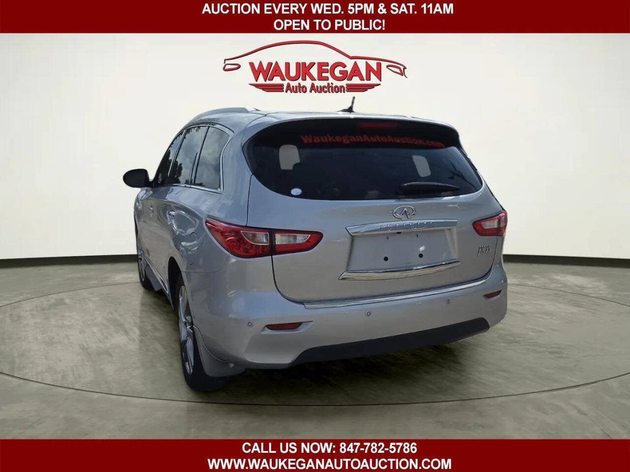 Used 2013 INFINITI JX35 AWD w/ Premium Pkg image 4
