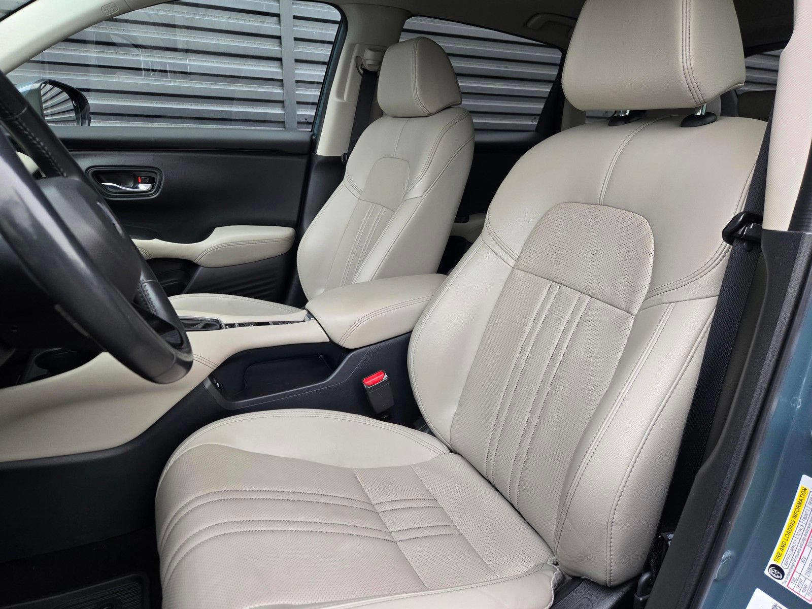 Used 2024 Honda HR-V EX-L image 19