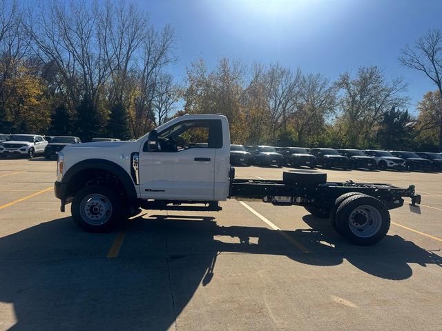 New 2025 Ford F550 4x4 Regular Cab Super Duty image 6