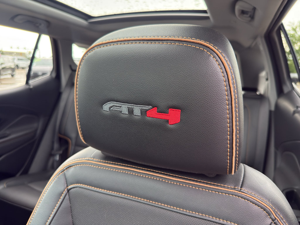 Used 2023 GMC Terrain AT4 w/ Tech Package AWD/4WD image 12