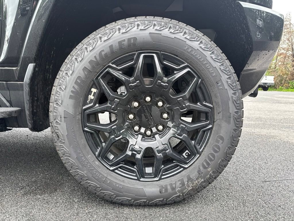 New 2026 GMC Hummer EV 4x4 Crew Cab image 9
