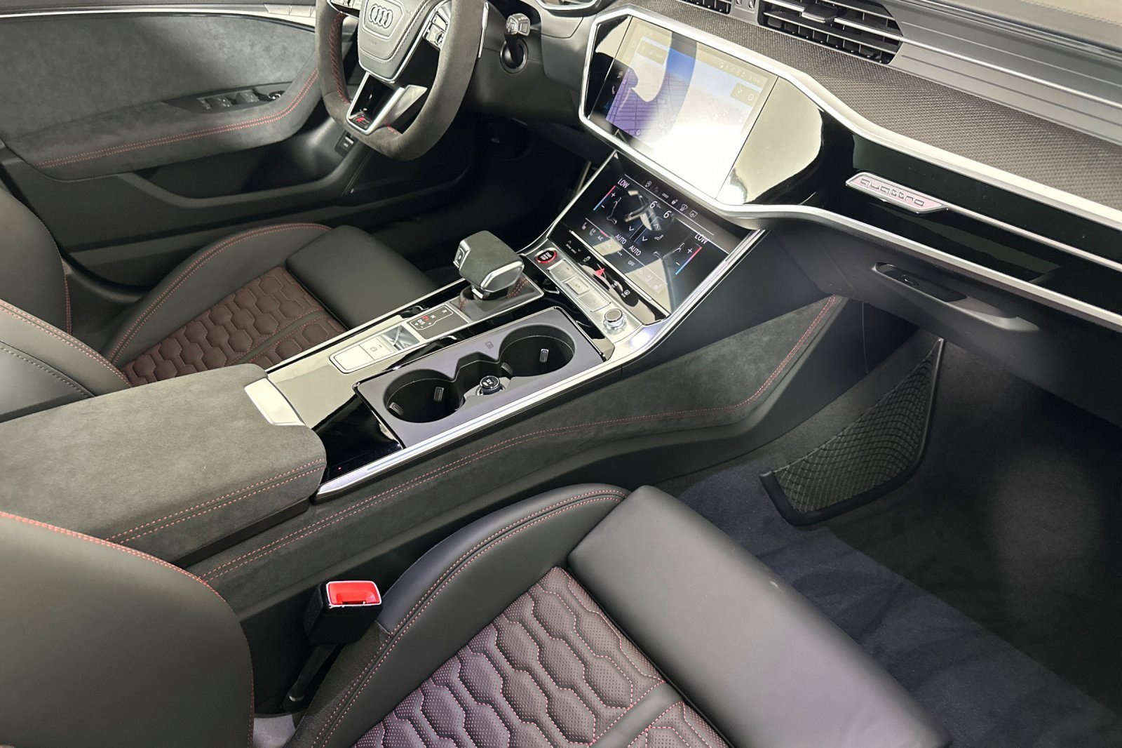 New 2026 Audi RS 6 performance image 15