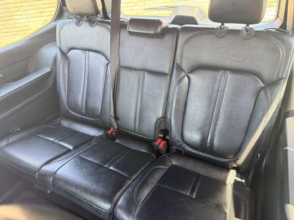 Used 2023 Jeep Wagoneer Series III w/ Rear Seat Video Group 1 AWD/4WD image 25
