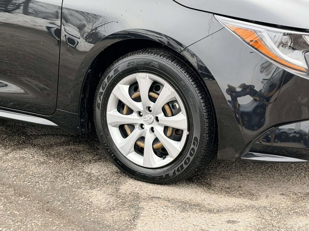 Certified 2022 Toyota Corolla LE w/ Carpet Mat Package (TMS) image 25