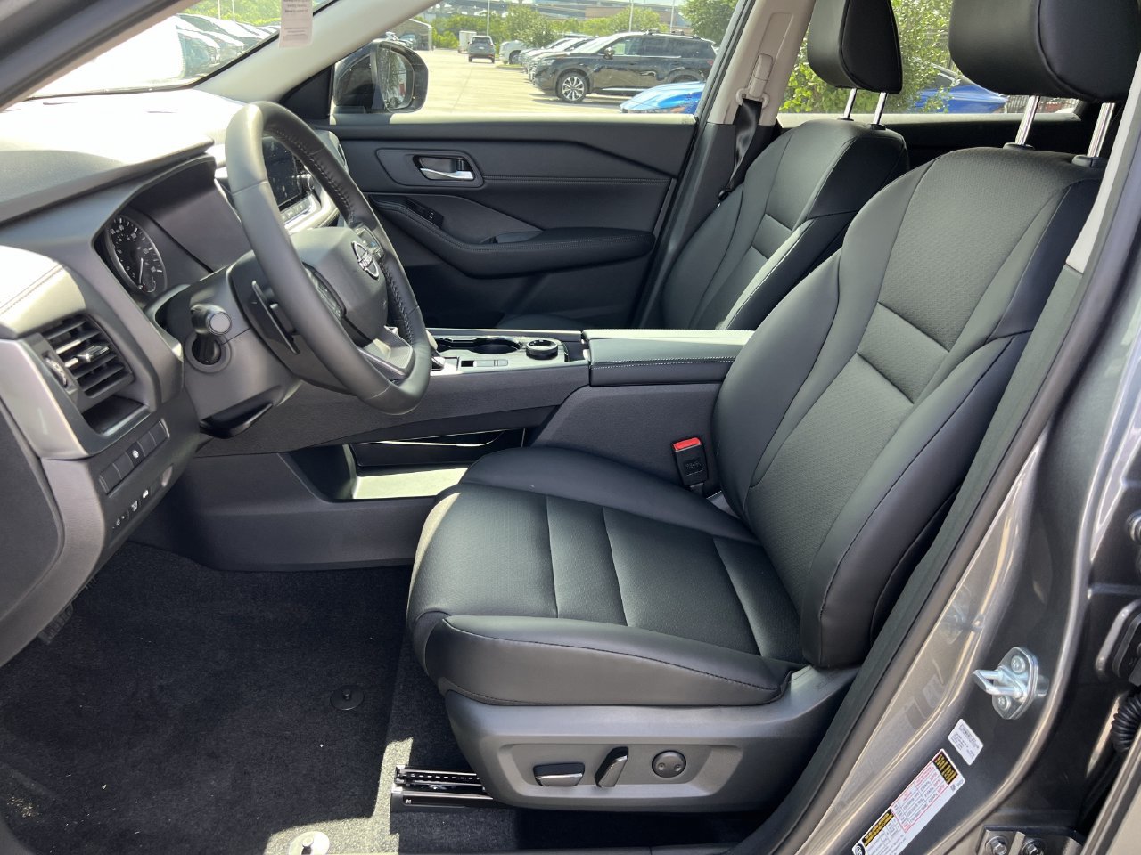 New 2026 Nissan Rogue Dark Armor AWD/4WD image 14