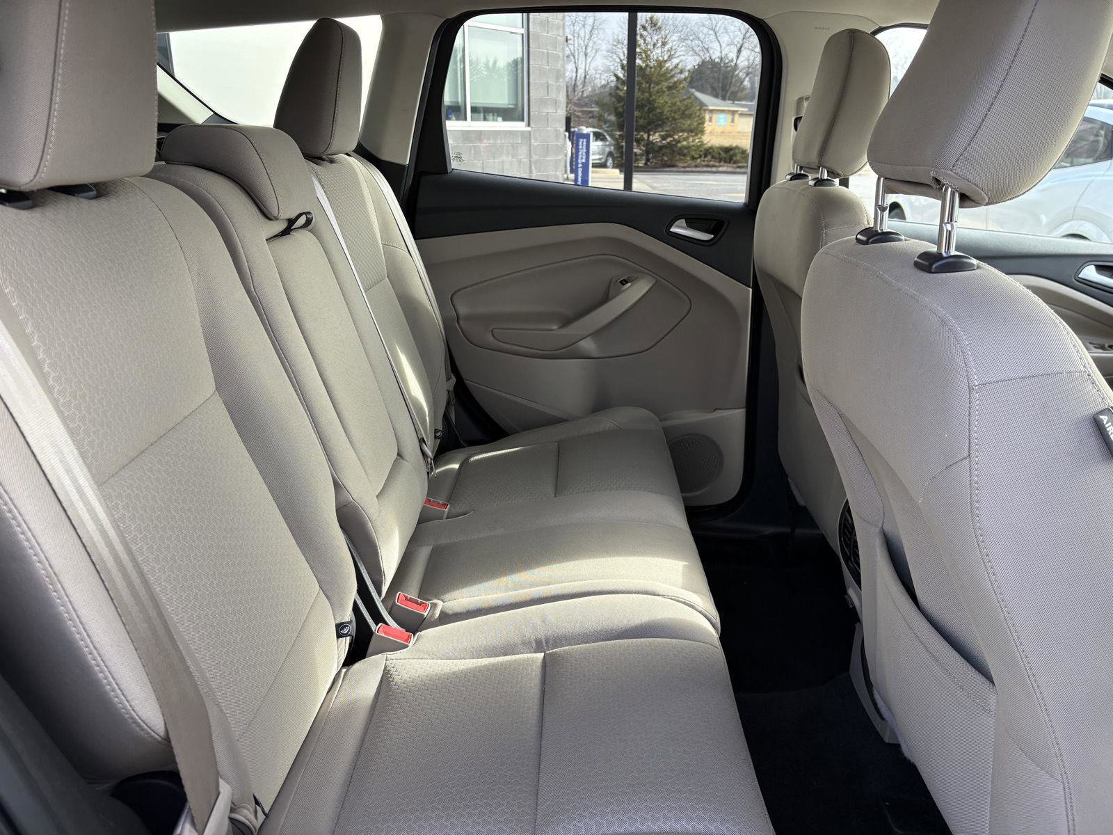 Used 2018 Ford Escape SE image 22