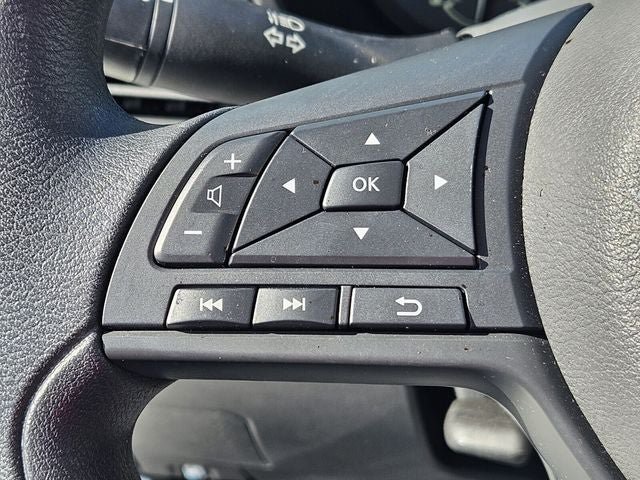 Used 2025 Nissan Altima 2.5 S FWD image 32