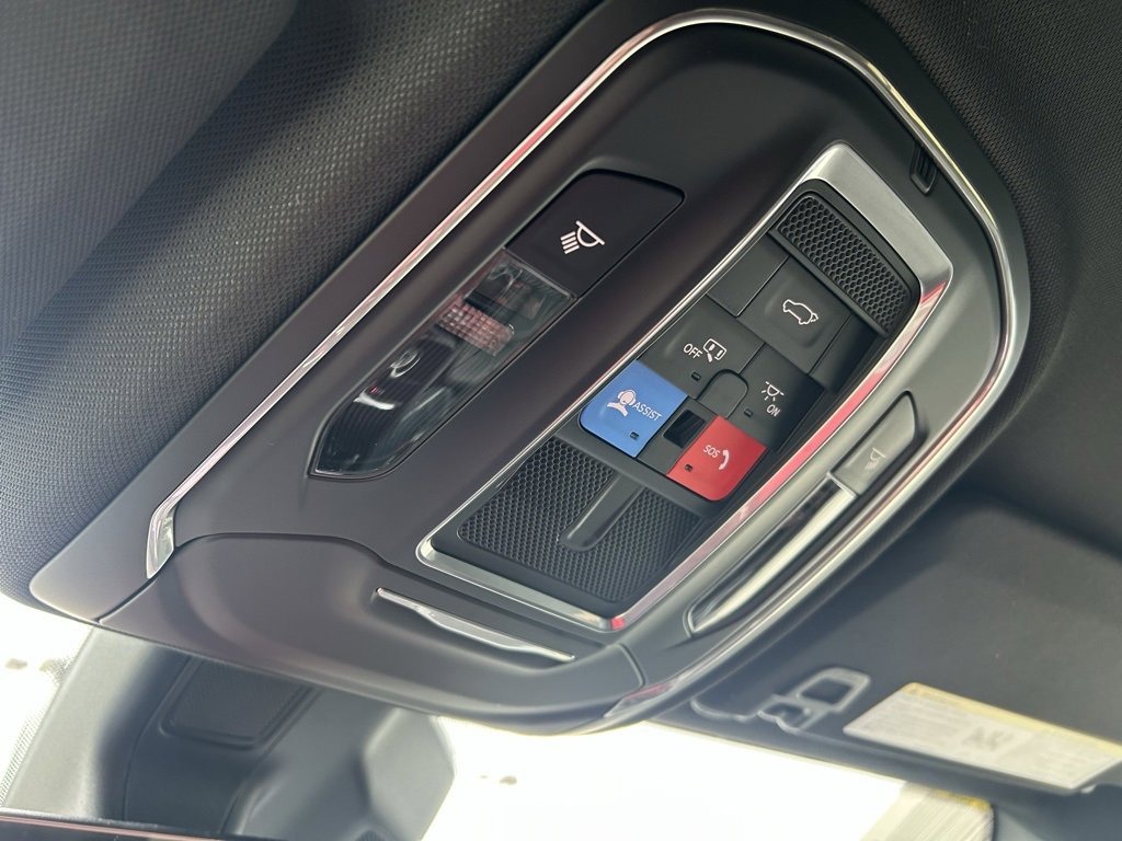 New 2025 Jeep Grand Cherokee Limited w/ Black Appearance Package image 25