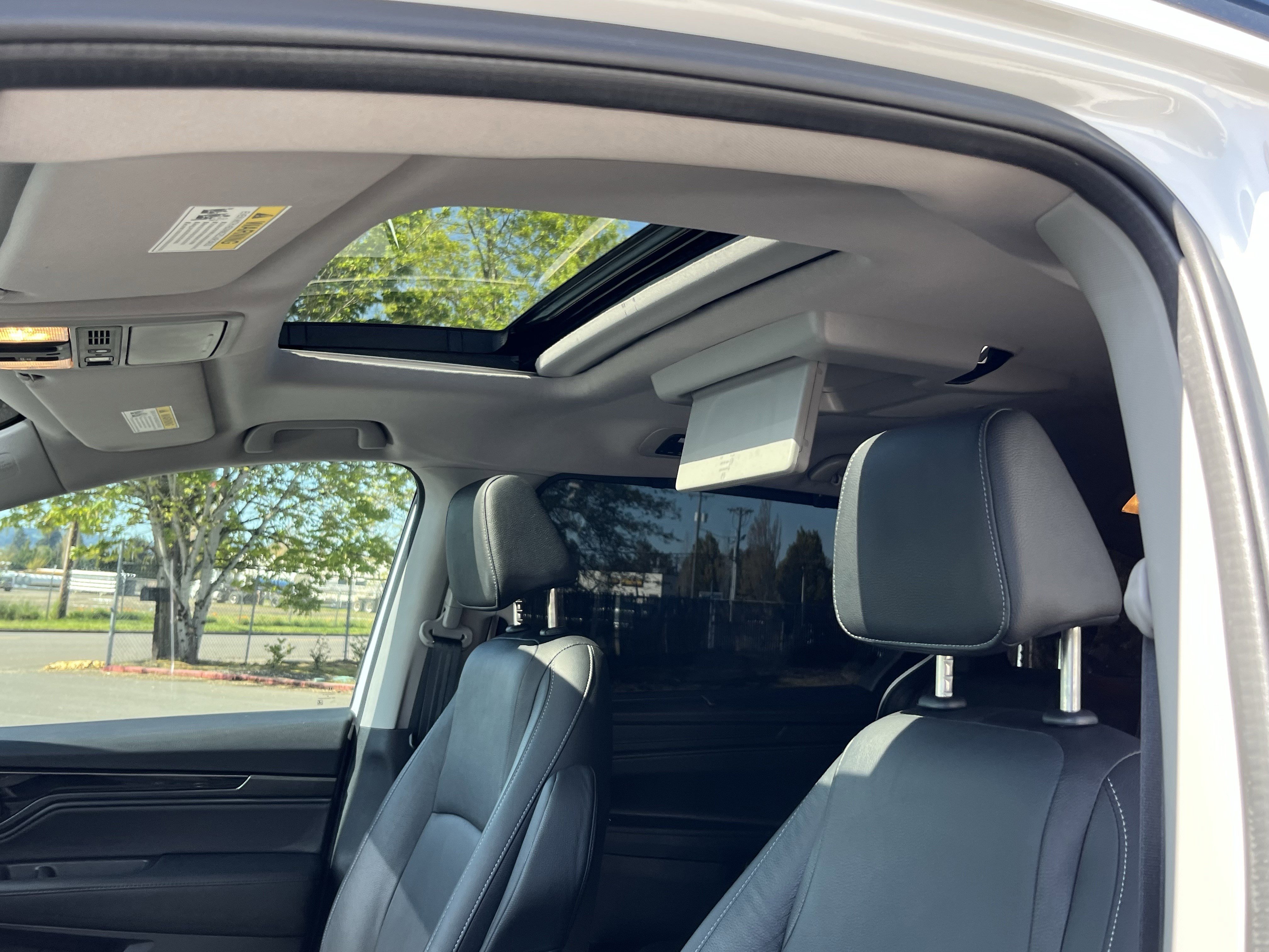 Used 2024 Honda Odyssey Touring image 19