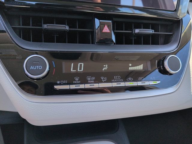 Used 2026 Toyota Corolla LE FWD image 22
