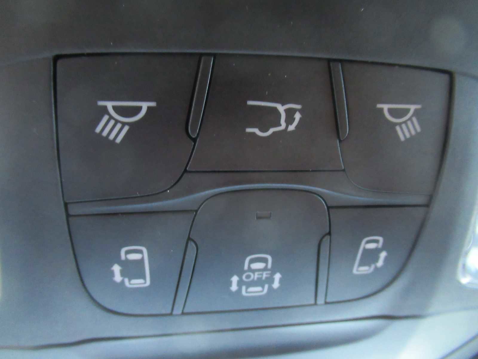 New 2026 Chrysler Pacifica Pinnacle image 44