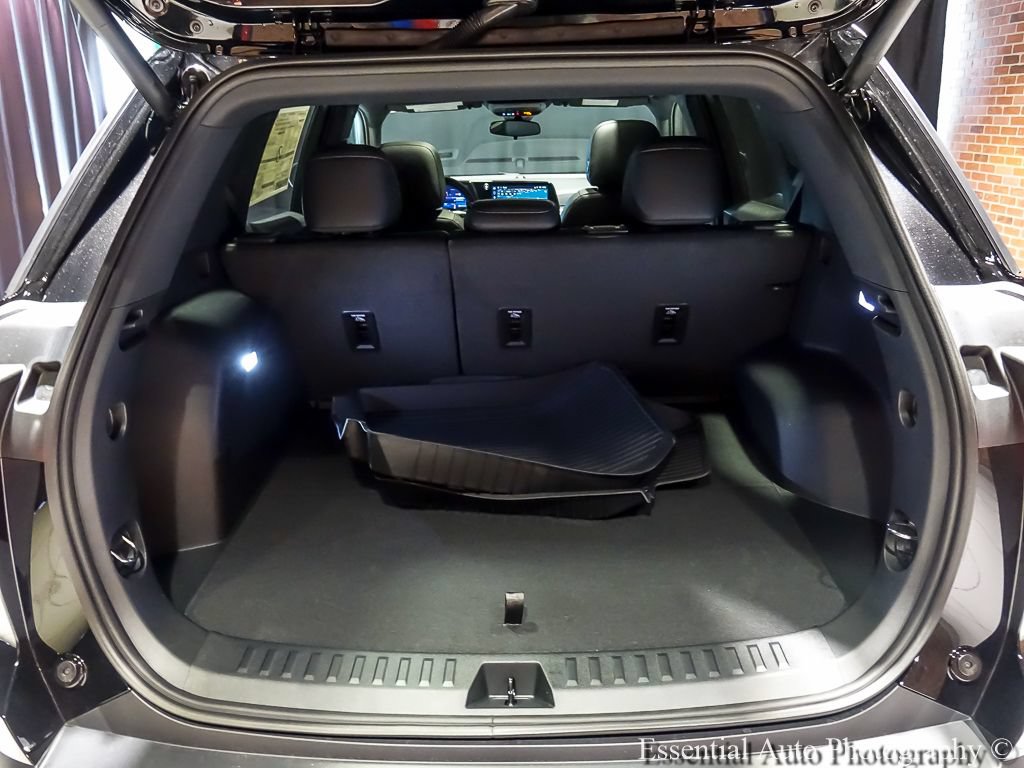 New 2027 Chevrolet Equinox LT w/ Convenience Package II AWD/4WD image 19