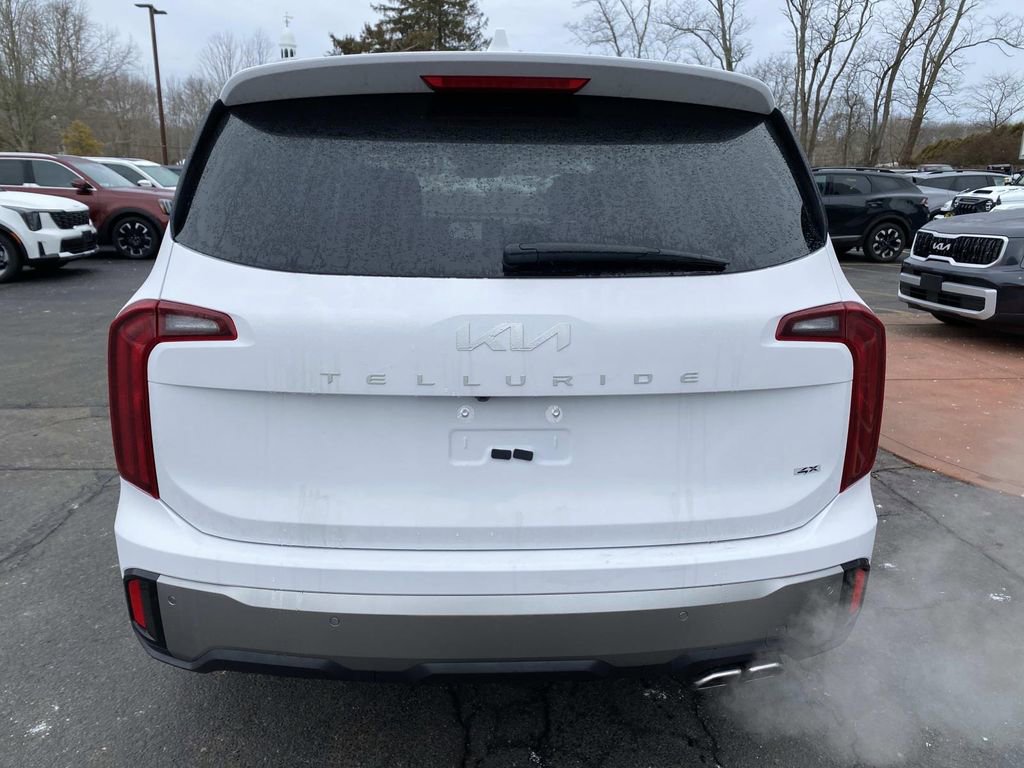 New 2025 Kia Telluride S image 4