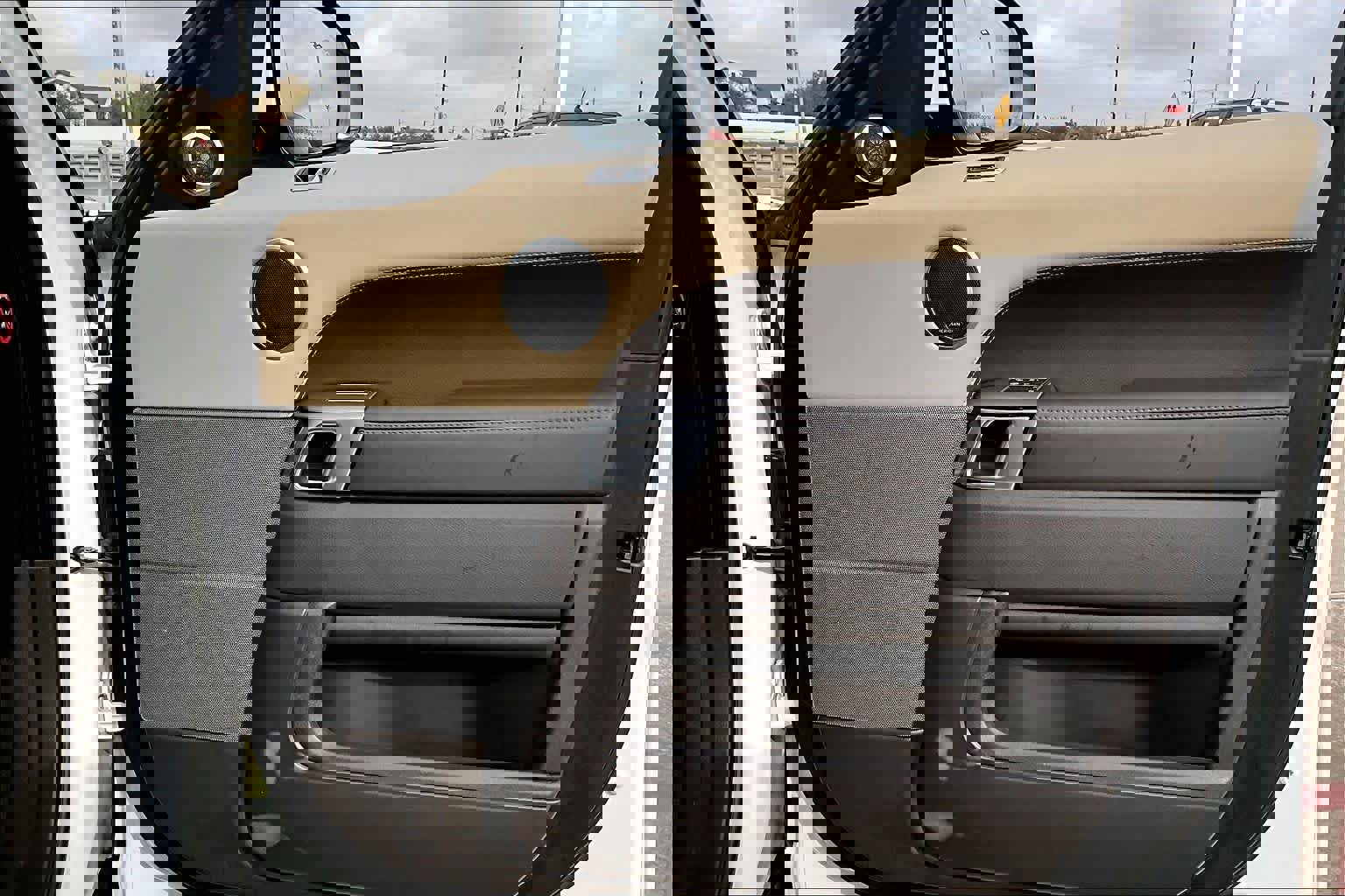 Used 2018 Land Rover Range Rover Sport HSE image 24