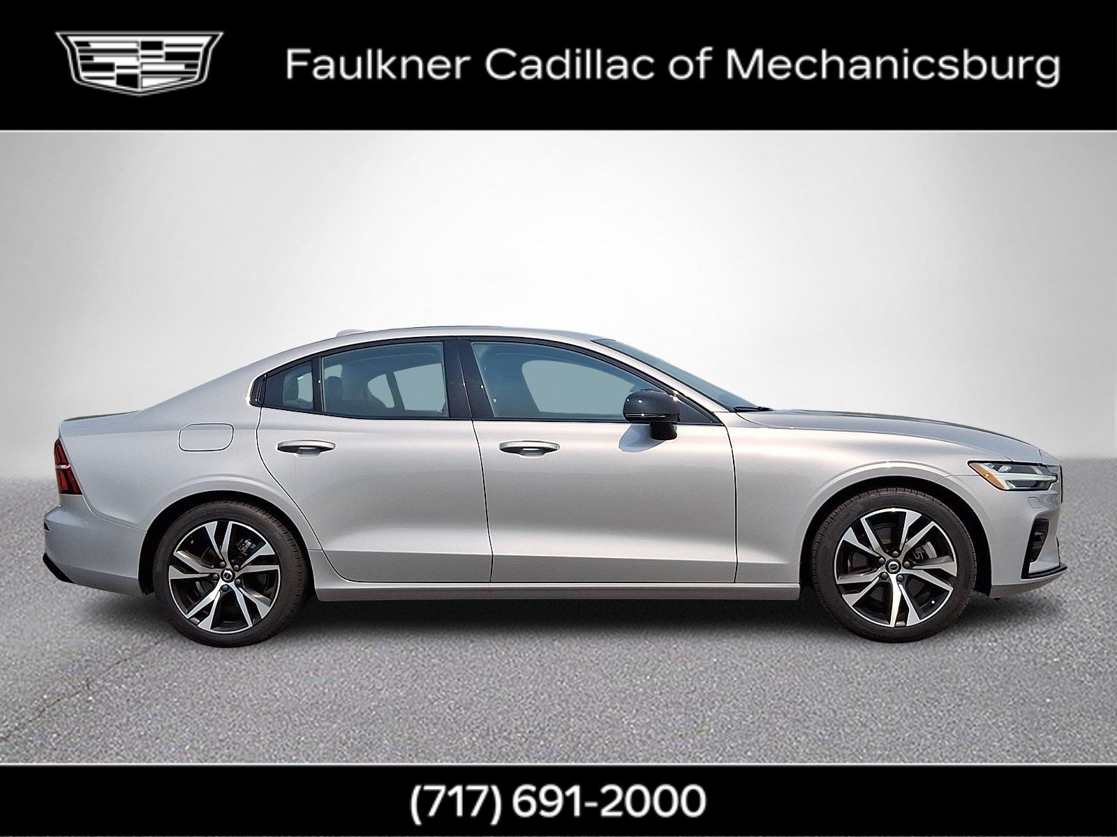 Used 2025 Volvo S60 B5 Core FWD image 3
