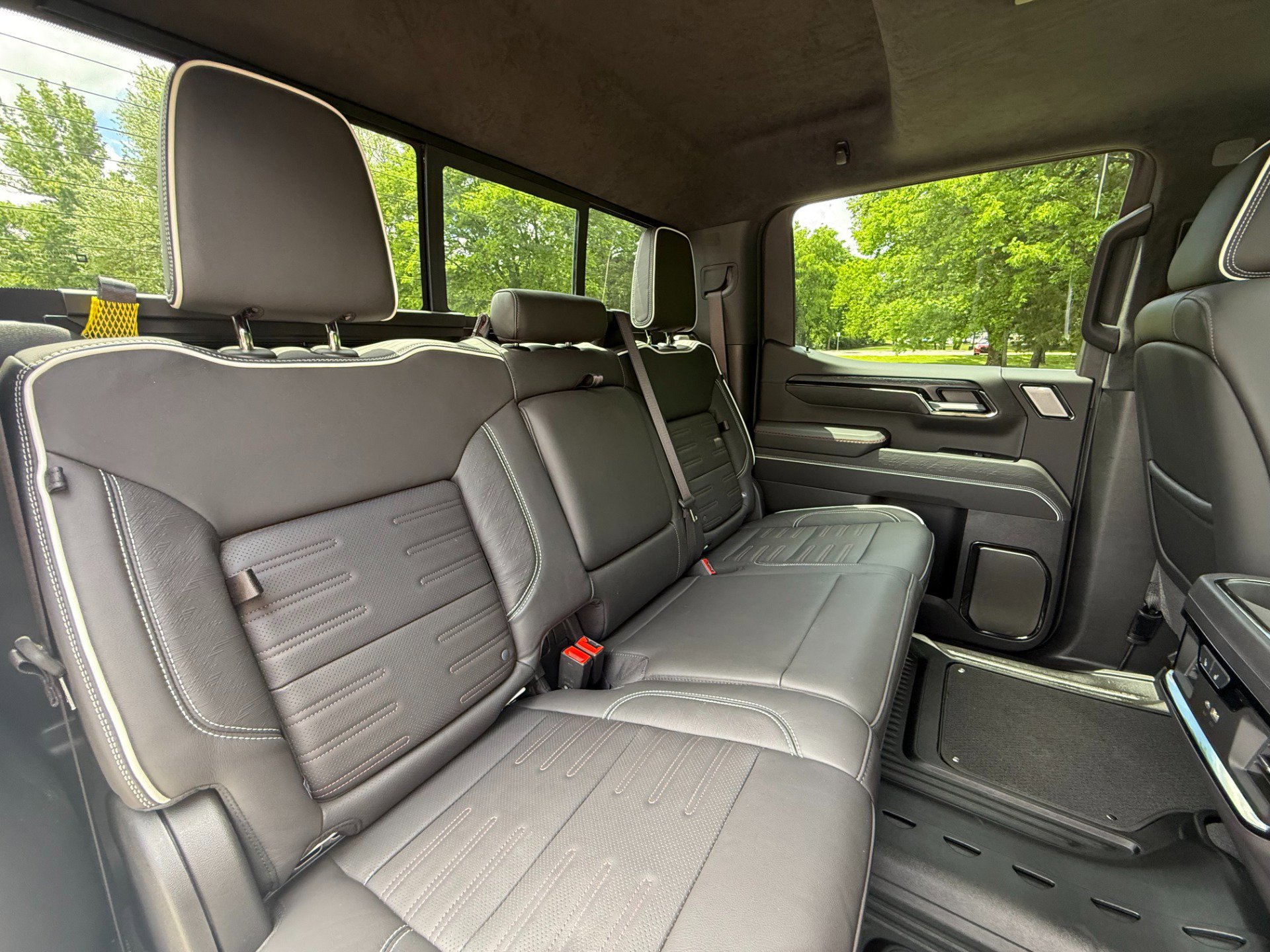 Used 2024 GMC Sierra 1500 AT4X image 40