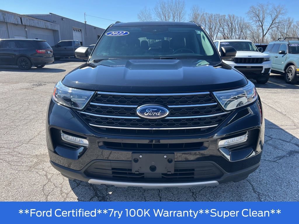 Used 2022 Ford Explorer XLT w/ Equipment Group 202A image 6