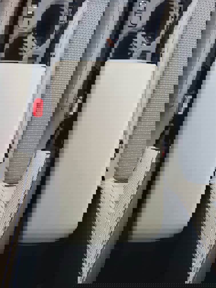 Certified 2025 Subaru Forester Premium image 18