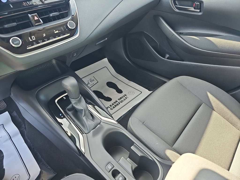 Used 2026 Toyota Corolla LE FWD image 25