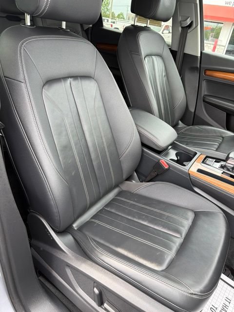 Used 2023 Audi Q5 2.0T Premium Plus AWD/4WD image 26