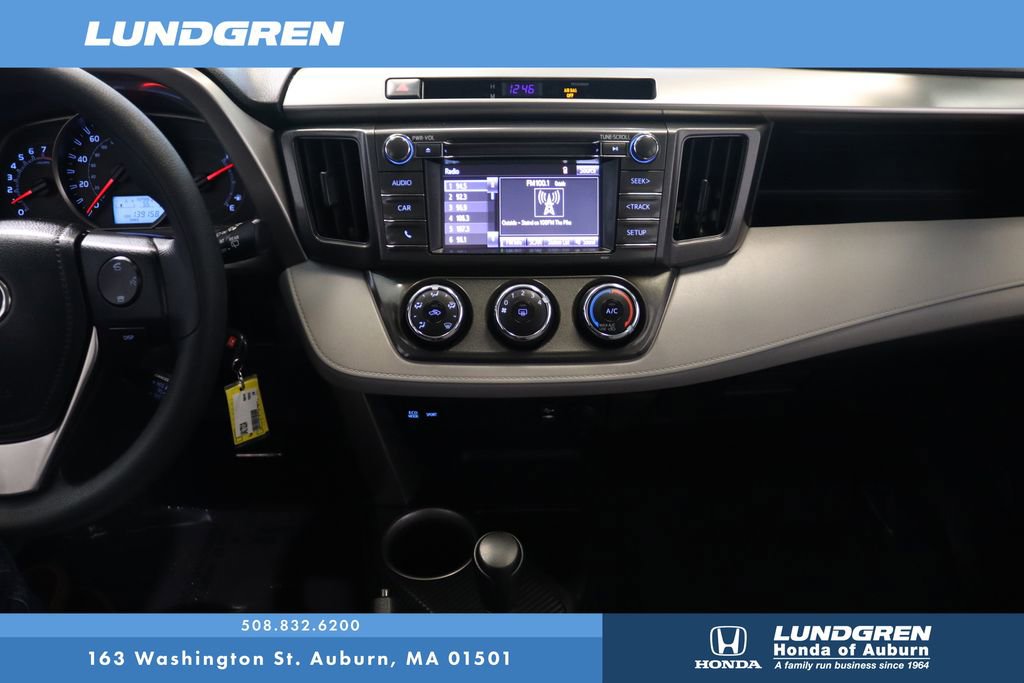 Used 2015 Toyota RAV4 LE image 18