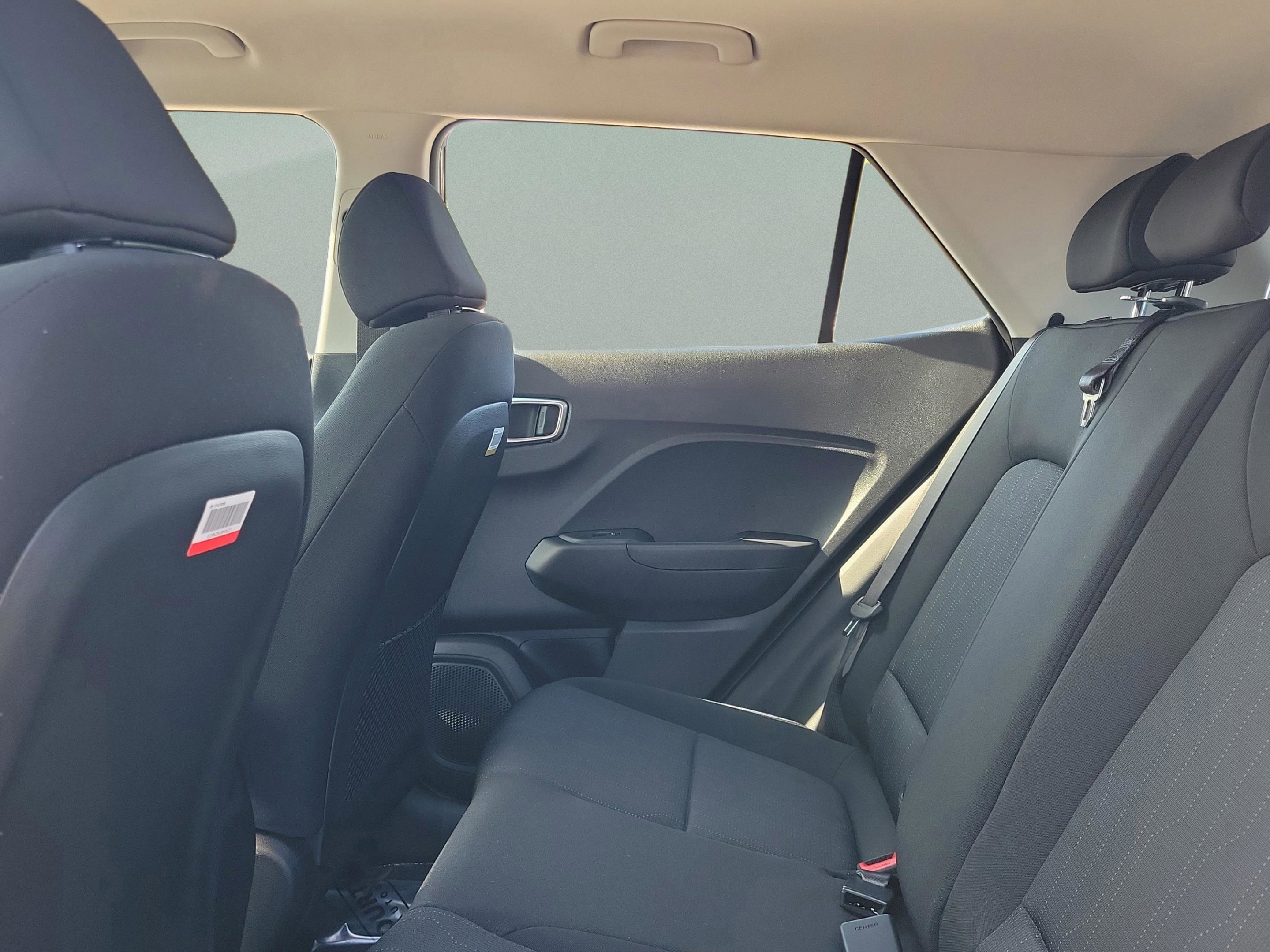 New 2026 Hyundai Venue SE image 14