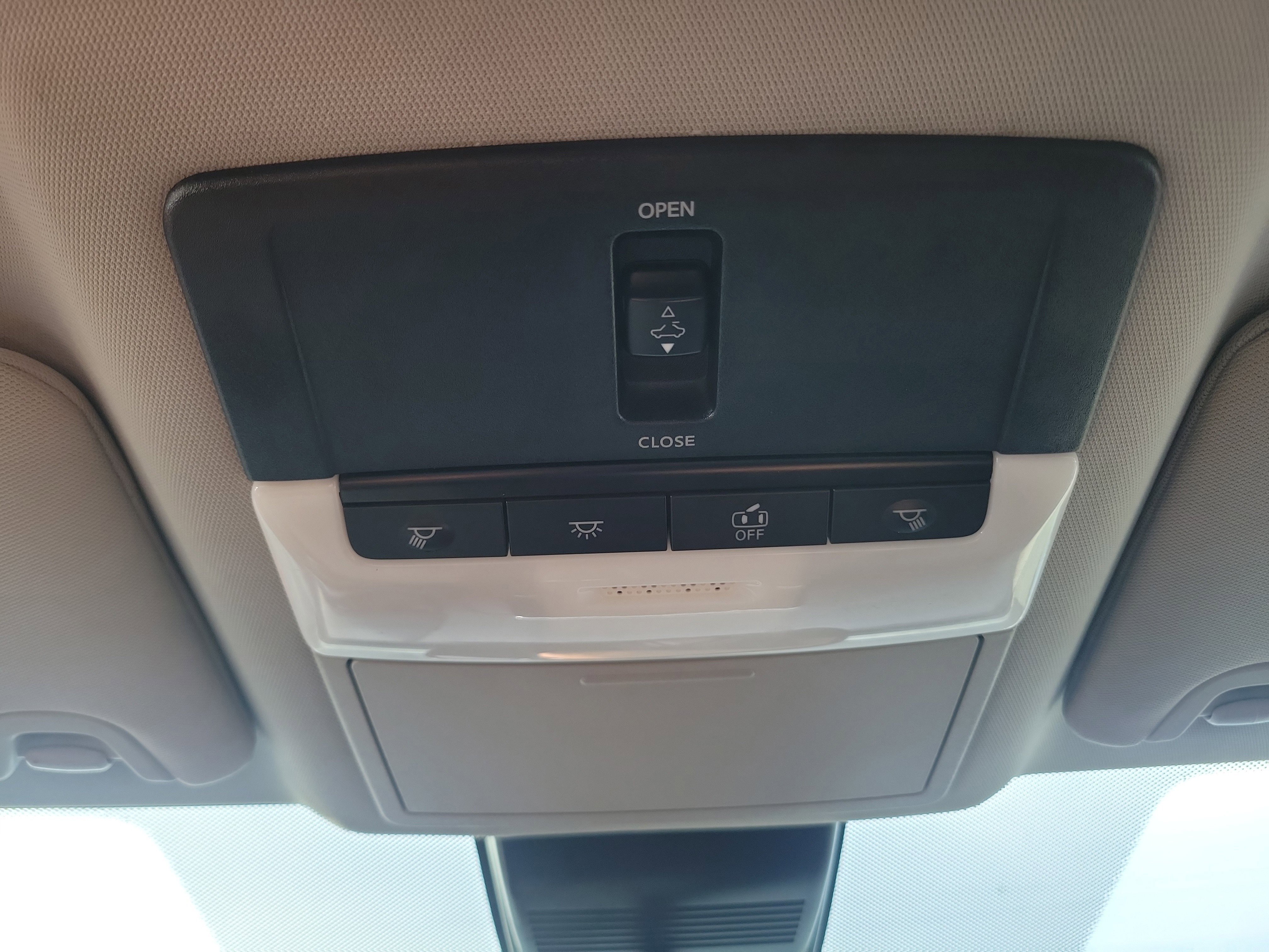 Used 2020 Nissan Altima 2.5 SR w/ Premium Package image 22